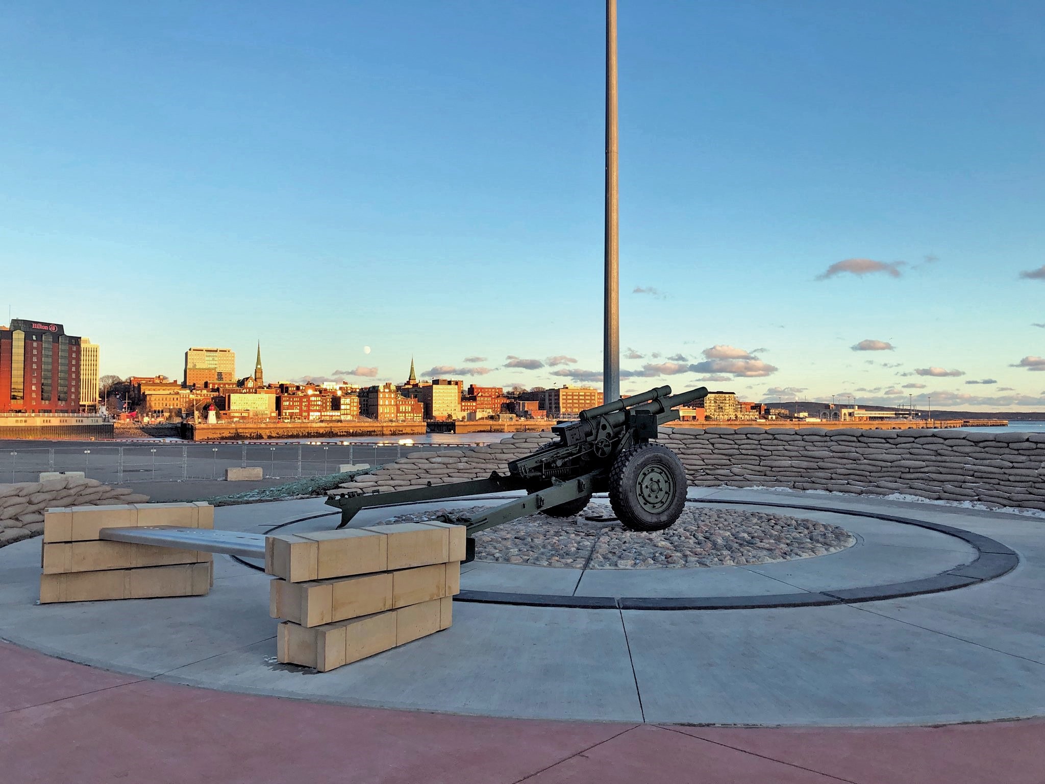 Construction-GunMonument-no people-edited