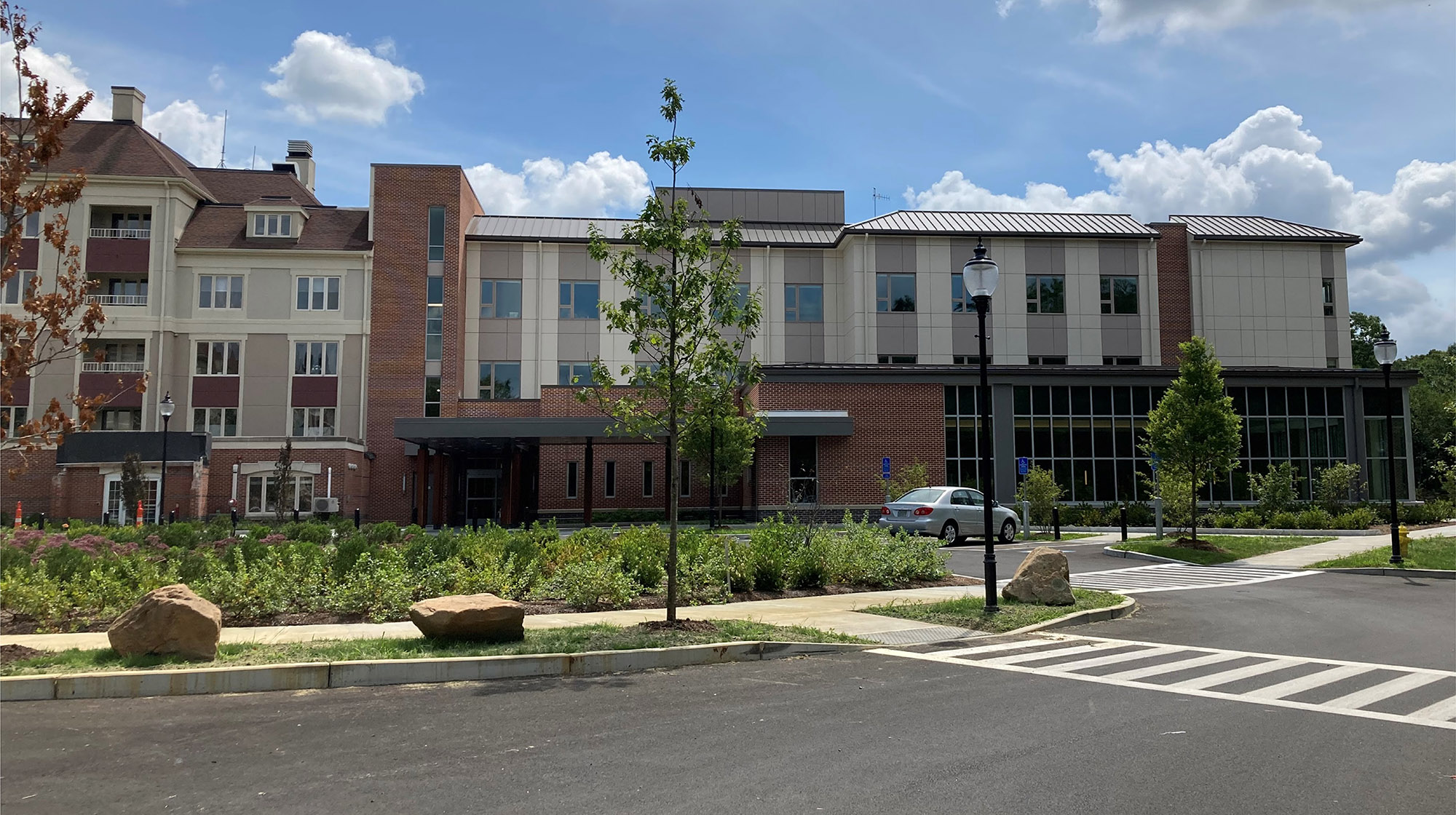 fox-hill-village-exterior3